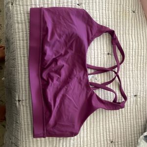 Brand new never worn lululemon sports bra size 10